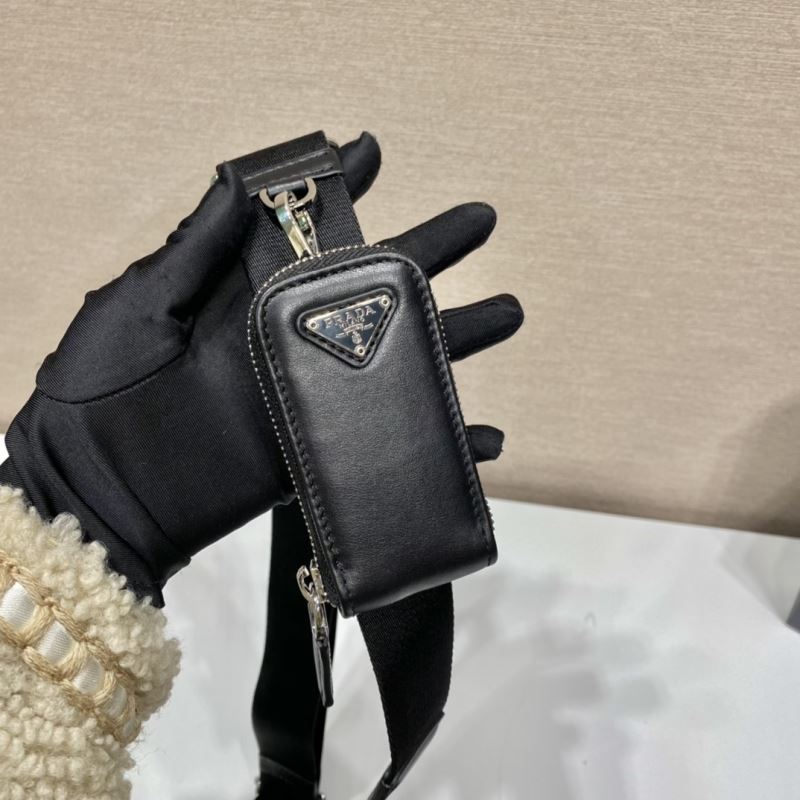 Pra*a triangle pouch